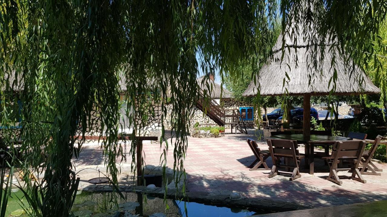 Pensiunea Iubire de Delta  La Traian Murighiol Exterior foto